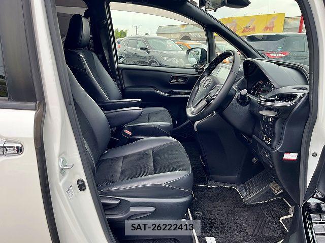 Toyota VOXY 2020-12 8039090-9