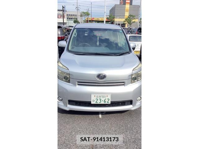 Toyota VOXY 2007-11 8039124-0