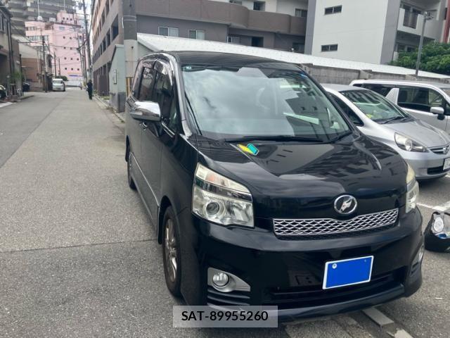 Toyota VOXY 2013-04 8039102-0