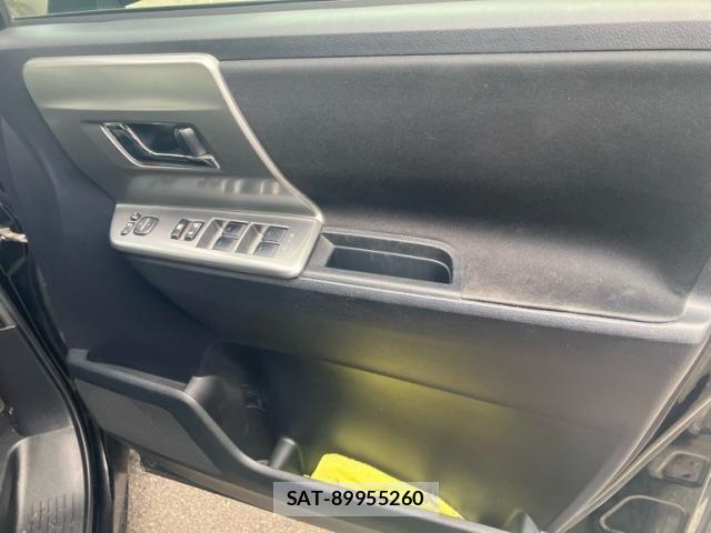 Toyota VOXY 2013-04 8039102-12