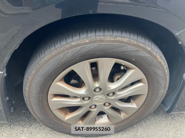 Toyota VOXY 2013-04 8039102-2