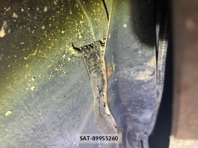 Toyota VOXY 2013-04 8039102-28