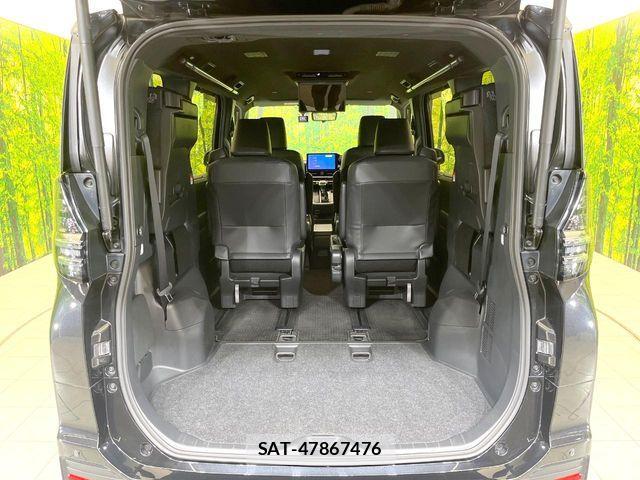 Toyota VOXY 2024-10 8039060-10