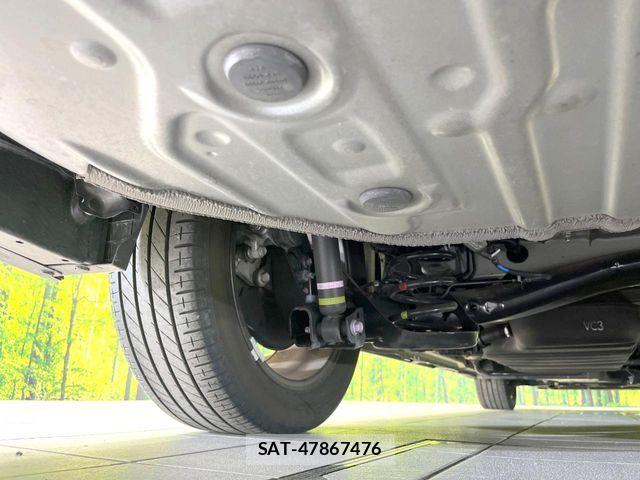 Toyota VOXY 2024-10 8039060-19