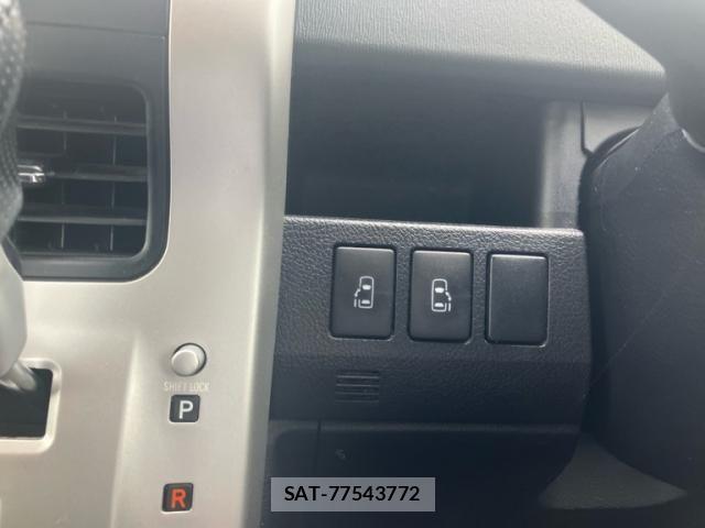Toyota VOXY 2011-08 8039113-13