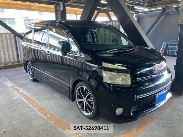 Toyota VOXY 2009-11 8039103-0