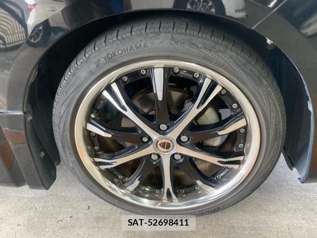 Toyota VOXY 2009-11 8039103-6