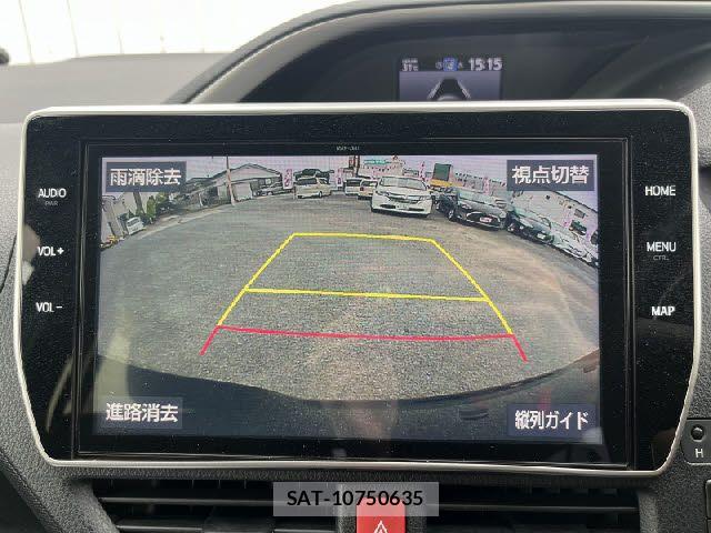Toyota VOXY 2019-02 8039082-10