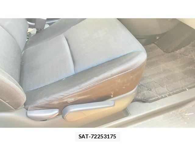 Toyota VOXY 2007-07 8039120-14