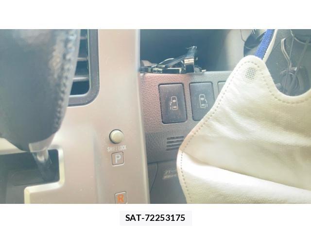 Toyota VOXY 2007-07 8039120-22