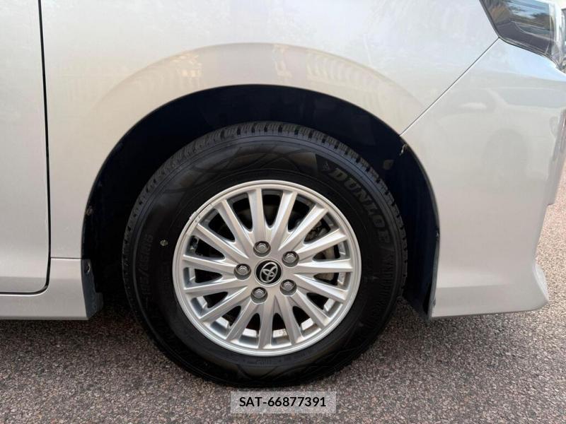 Toyota VOXY HYBRID 2014-06 1289512-35