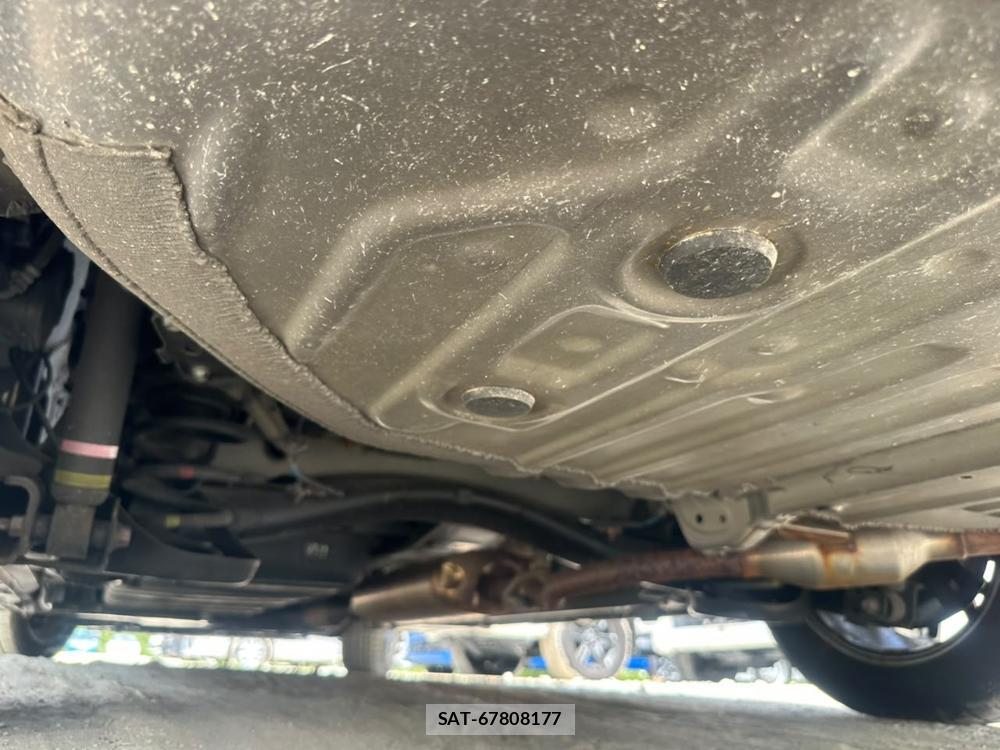 Toyota VOXY 2023 6820151-33
