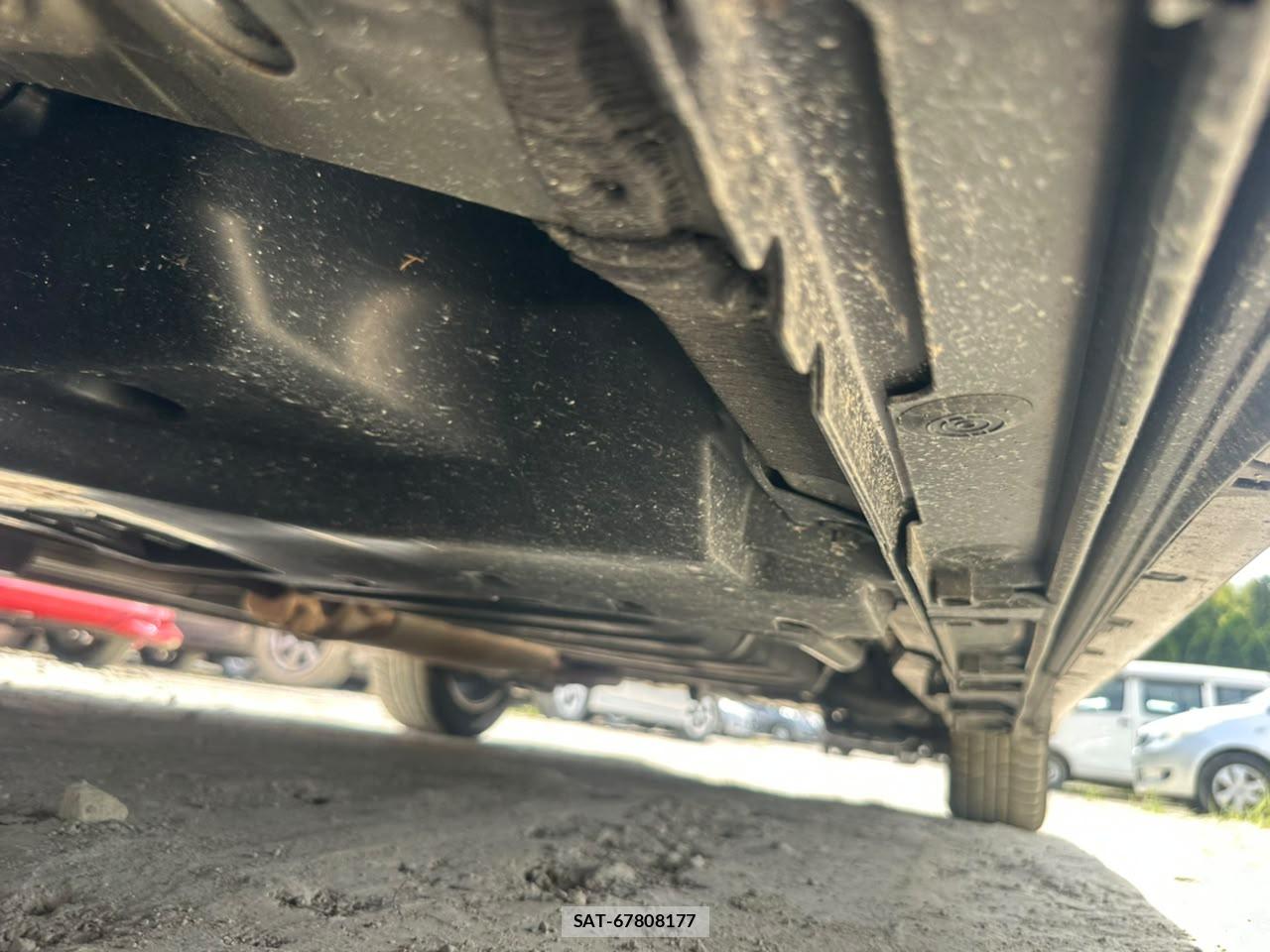 Toyota VOXY 2023 6820151-35