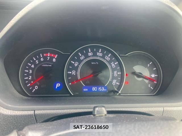 Toyota VOXY 2017-07 8076088-15
