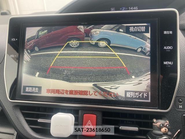 Toyota VOXY 2017-07 8076088-19