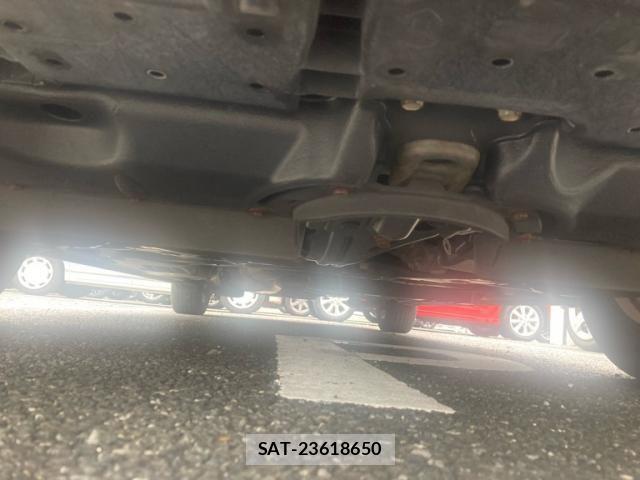 Toyota VOXY 2017-07 8076088-7