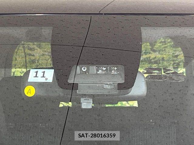 Toyota VOXY 2016-11 8076087-2