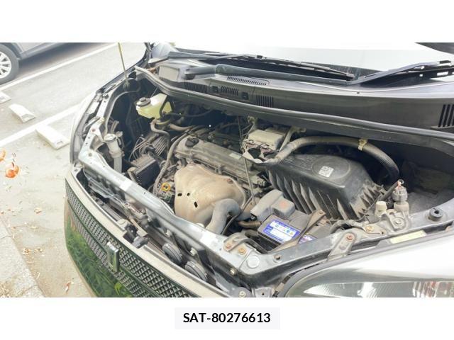 Toyota VOXY 2004-08 8076105-24