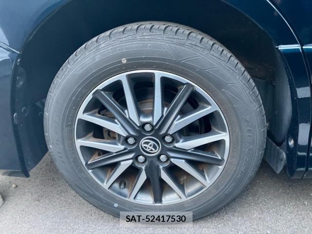 Toyota VOXY 2014-06 8076092-6