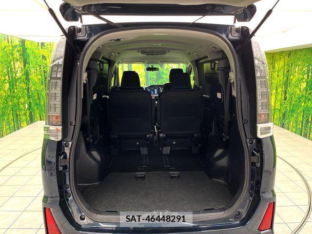 Toyota VOXY 2014-06 8076090-9