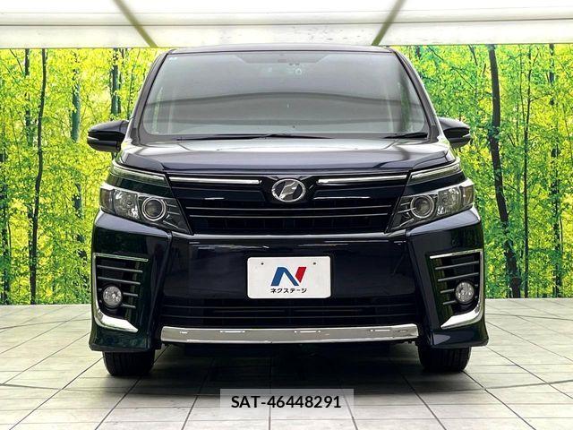 Toyota VOXY 2014-06 8076090-13