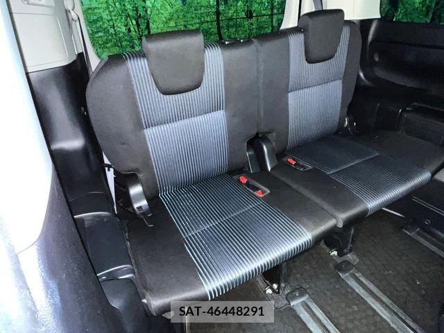 Toyota VOXY 2014-06 8076090-8