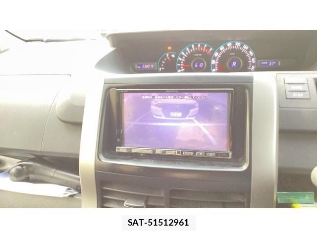 Toyota VOXY 2010-02 8076103-12
