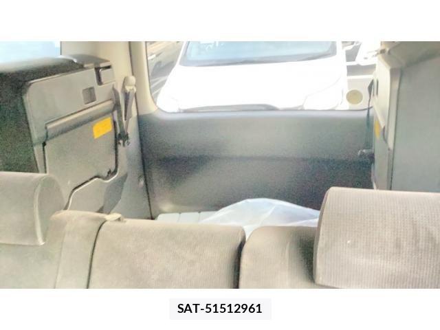 Toyota VOXY 2010-02 8076103-17