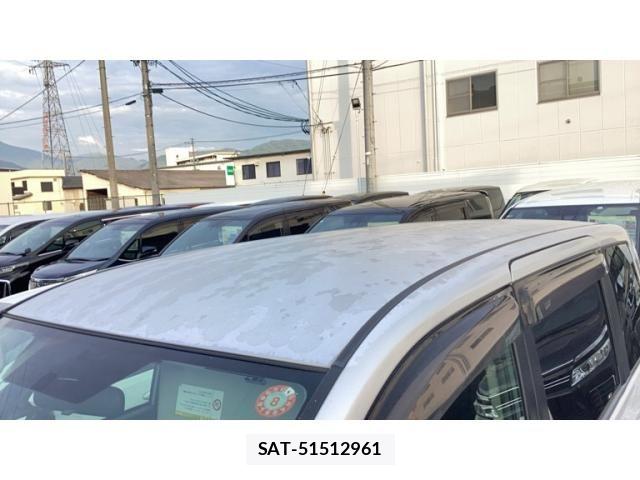 Toyota VOXY 2010-02 8076103-19