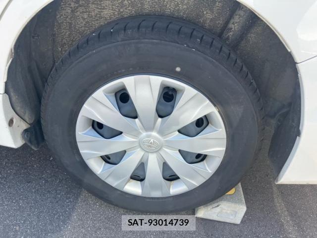 Toyota VOXY 2017-11 8075347-6