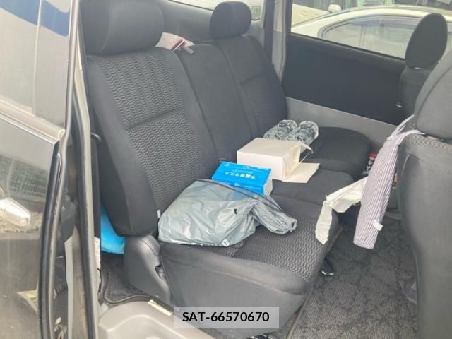 Toyota VOXY 2006-03 8076099-11