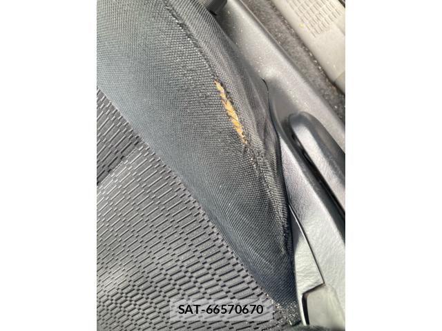 Toyota VOXY 2006-03 8076099-26
