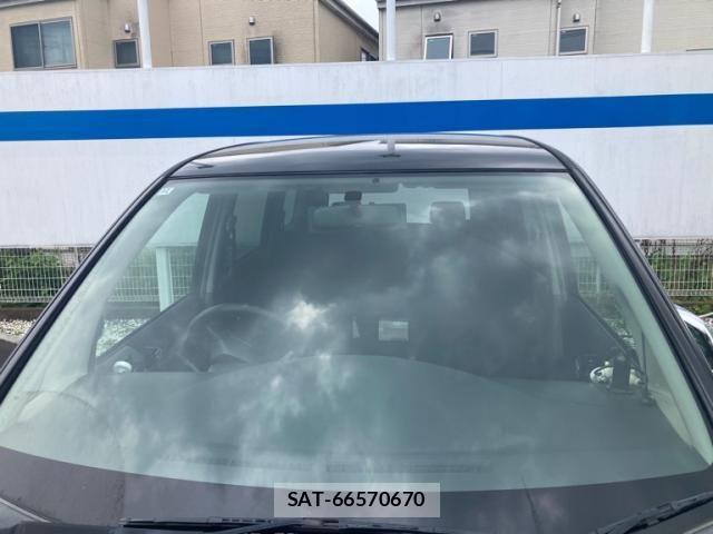 Toyota VOXY 2006-03 8076099-7
