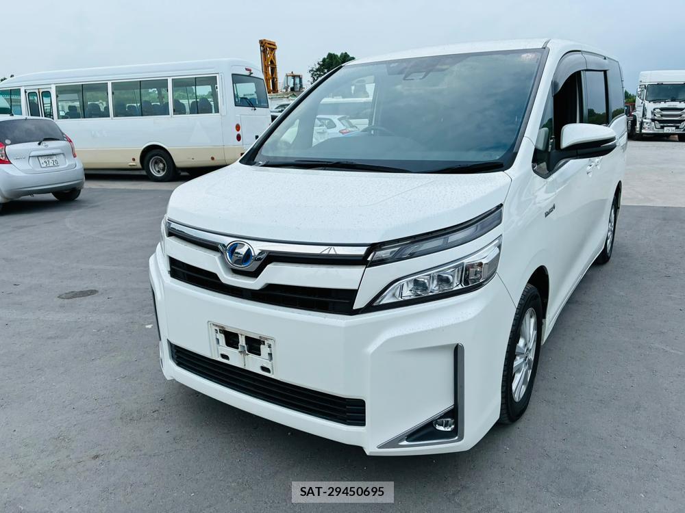Toyota VOXY 2018-10 7952456-0
