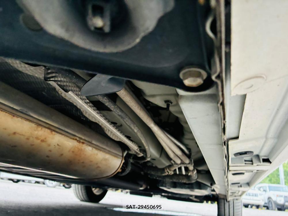 Toyota VOXY 2018-10 7952456-37