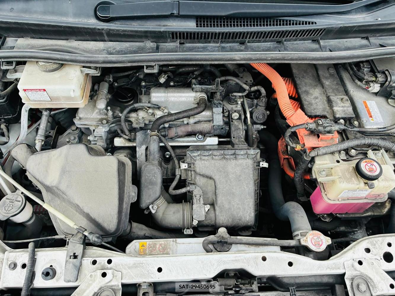 Toyota VOXY 2018-10 7952456-38
