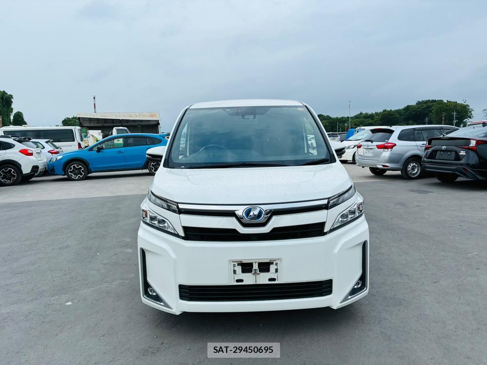 Toyota VOXY 2018-10 7952456-7