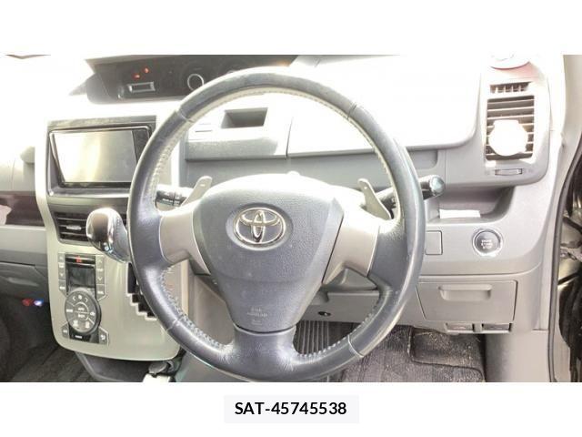 Toyota VOXY 2008-06 8076097-13
