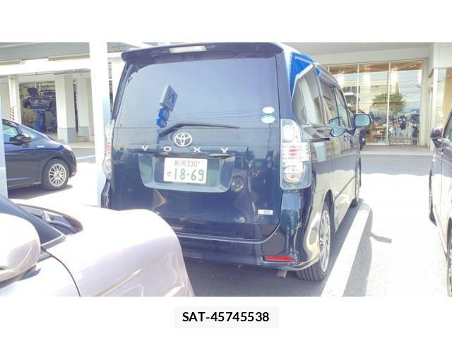 Toyota VOXY 2008-06 8076097-1