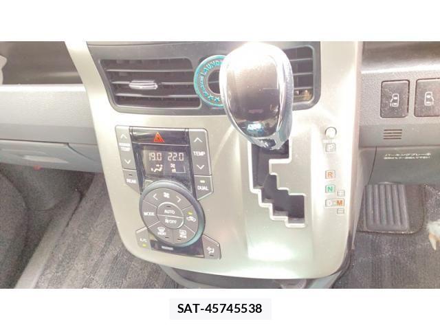 Toyota VOXY 2008-06 8076097-20