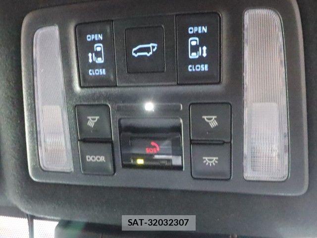 Toyota VOXY 2023-07 8076077-23