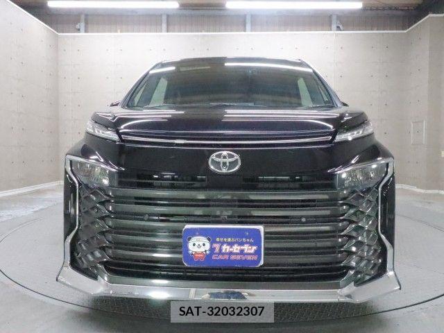Toyota VOXY 2023-07 8076077-24