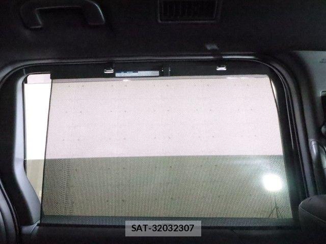 Toyota VOXY 2023-07 8076077-5