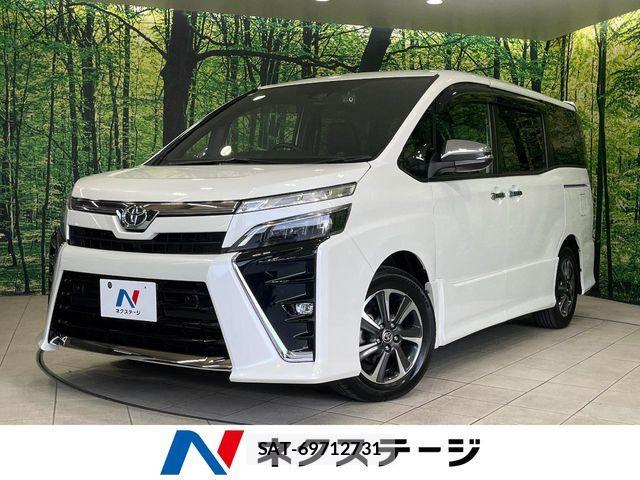 Toyota VOXY 2021-05 8076084-0