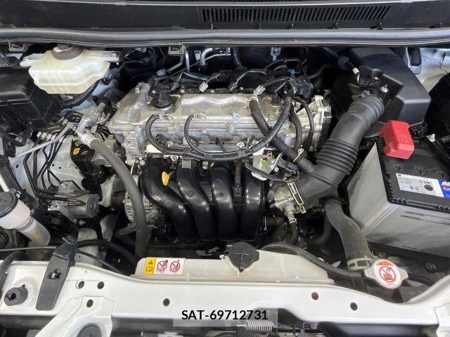Toyota VOXY 2021-05 8076084-17