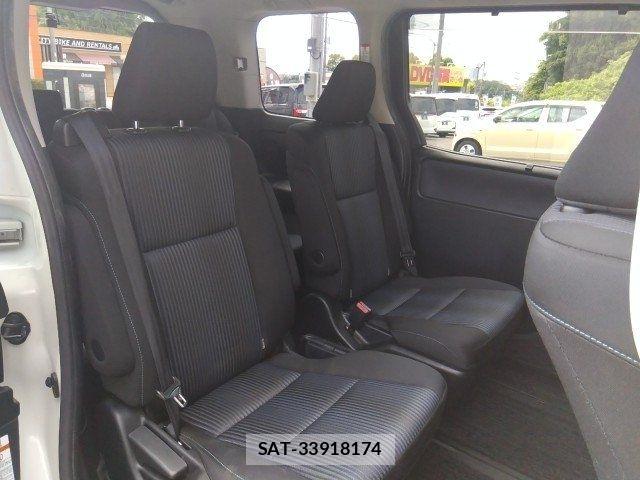 Toyota VOXY 2014-05 8076093-11