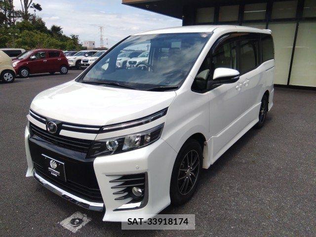 Toyota VOXY 2014-05 8076093-5