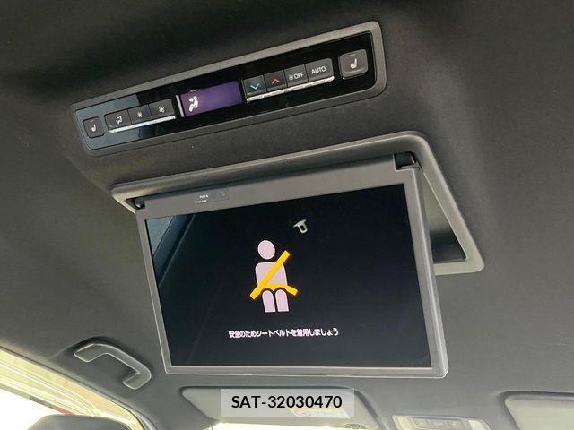 Toyota VOXY 2022-10 8076081-4
