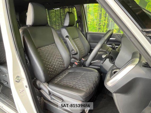 Toyota VOXY 2023-11 8076076-9