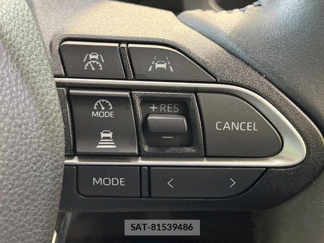 Toyota VOXY 2023-11 8076076-7